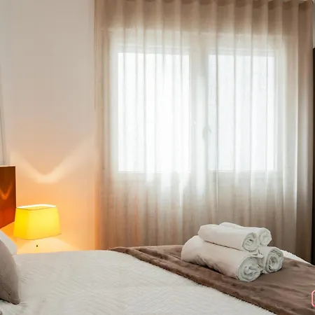 Apartament Lujo Centro 01 *